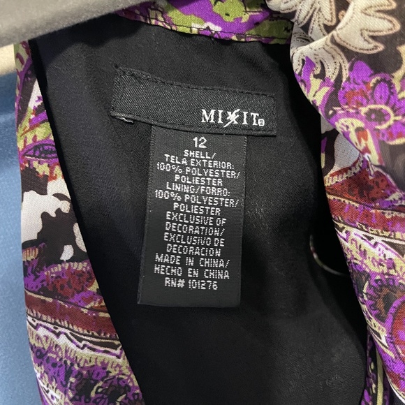 Dress - Picture 9 of 9